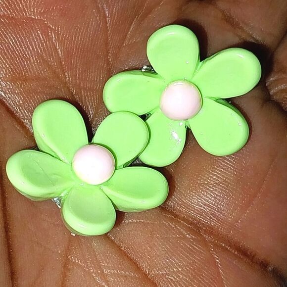 Beautiful girls green floral clip-on earrings for kids - Picture 2 of 6